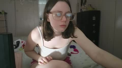 lunaquinn45 online show from February 22, 1:11 am