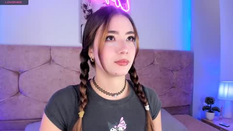 Luna  online show from February 1, 6:51 pm