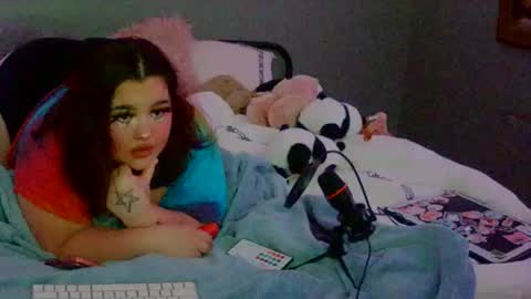 lunar_nightstar online show from December 1, 4:49 am