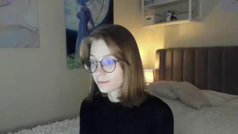 Snapshot of lunar_sofia chatting on September 10, 1:44 pm Sofia online show from September 10, 1:44 pm