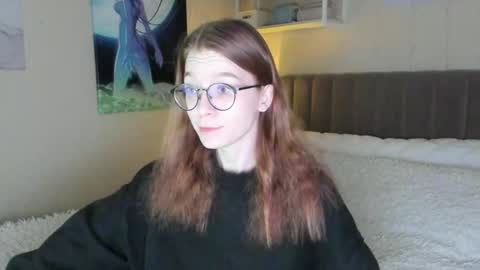 Snapshot of lunar_sofia chatting on February 27, 10:26 am Sofia online show from February 27, 10:26 am