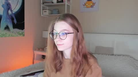 Snapshot of lunar_sofia chatting on December 21, 11:13 pm Sofia online show from December 21, 11:13 pm