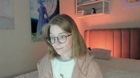 Snapshot of lunar_sofia chatting on September 16, 3:20 pm Sofia online show from September 16, 3:20 pm