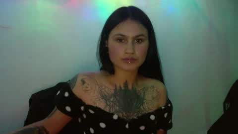 Snapshot of lunatica_2000 chatting on January 17, 11:40 pm Luna online show from January 17, 11:40 pm