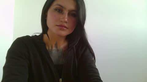 Snapshot of lunatica_2000 chatting on February 8, 3:21 pm Luna online show from February 8, 3:21 pm