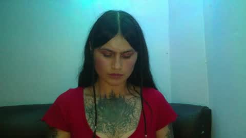 Snapshot of lunatica_2000 chatting on February 22, 10:37 pm Luna online show from February 22, 10:37 pm
