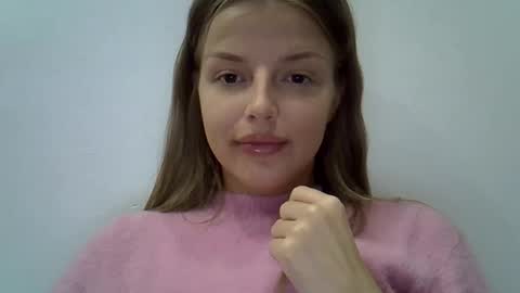 Snapshot of lunav7 chatting on October 9, 7:07 pm Luna  online show from October 9, 7:07 pm