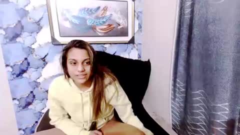 luscious_lexy online show from June 17, 4:58 am