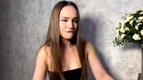 Snapshot of lushmira chatting on October 1, 10:48 pm Mira online show from October 1, 10:48 pm
