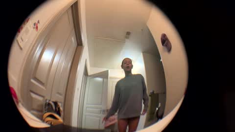 LOLA online show from March 7, 4:57 am