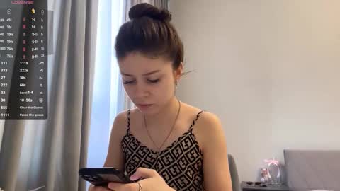 Adele online show from March 22, 9:04 am