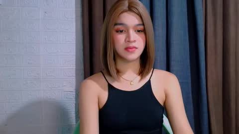 queen lux online show from March 30, 12:49 pm