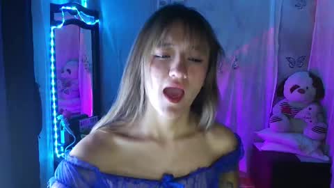 Snapshot of lya_ch chatting on September 22, 10:30 pm Call me Lia online show from September 22, 10:30 pm