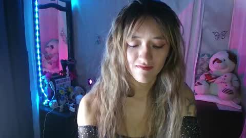 Snapshot of lya_ch chatting on October 17, 9:29 pm Call me Lia online show from October 17, 9:29 pm