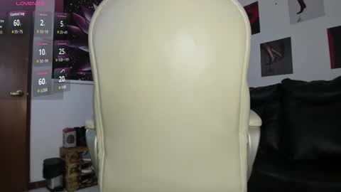  Lycoris  online show from November 22, 9:39 pm