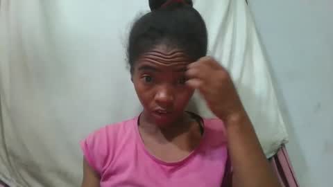 lydie856696 online show from May 15, 7:16 pm