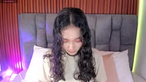 Snapshot of lyhana_lee chatting on October 5, 12:43 pm Lyhana Lee online show from October 5, 12:43 pm