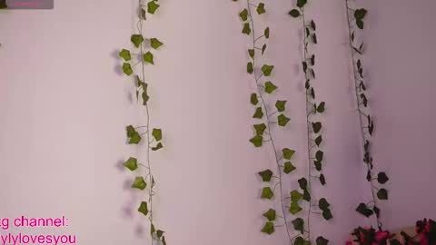 Lyly   online show from October 9, 5:44 am