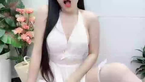 lyly_sweet97 online show from April 5, 2:32 am