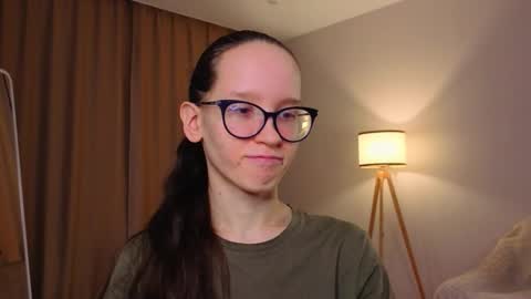 Sara online show from January 9, 4:11 pm