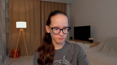 Sara online show from September 23, 4:05 pm