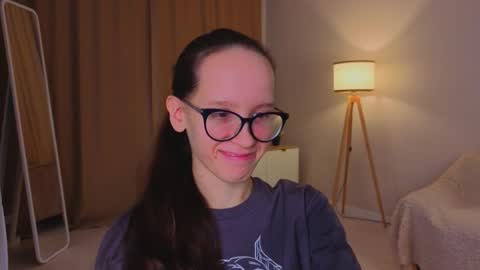 Sara online show from December 20, 4:11 pm