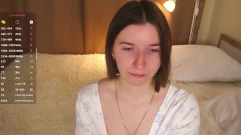 Lola online show from December 17, 8:24 pm