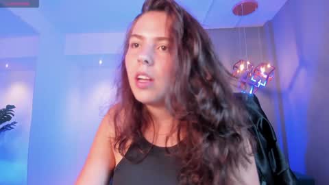 Snapshot of lyssa_muller chatting on December 24, 1:28 pm Lyssa Everyday From 0700 to 1630 Col Time online show from December 24, 1:28 pm