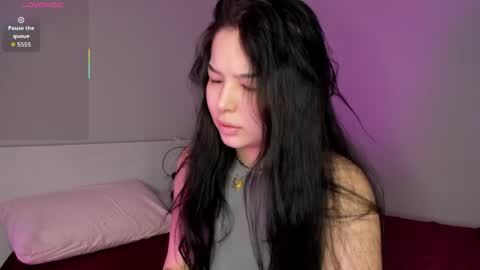 Melissa online show from May 12, 1:29 pm