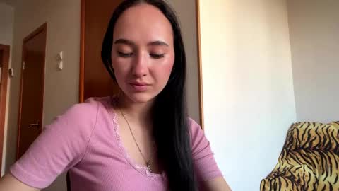 Lilo online show from May 2, 3:21 am