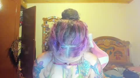 Snapshot of madam_sativa chatting on February 4, 10:34 pm di online show from February 4, 10:34 pm