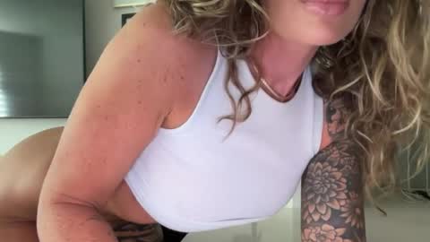 madame_andi online show from July 12, 1:34 pm