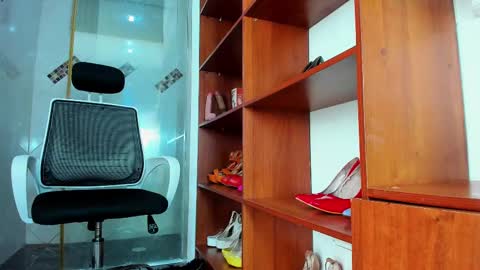 Madame Carla  online show from September 14, 12:03 pm