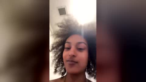 madamp1 online show from March 21, 4:56 pm