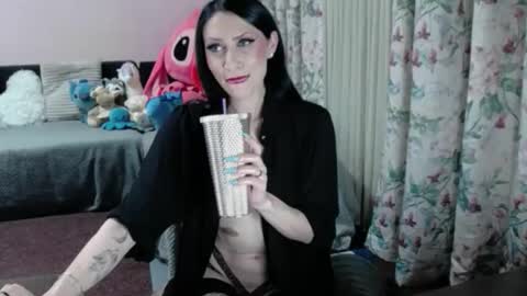Maddison Summer online show from June 11, 2:53 am