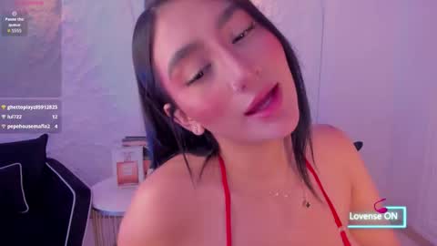 Snapshot of maddisonlowe chatting on October 1, 5:34 am Maddison online show from October 1, 5:34 am
