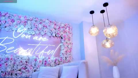 Maddison online show from January 6, 3:21 am