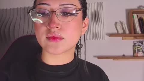   Please followme and rate me your thumbs up online show from November 21, 11:07 pm