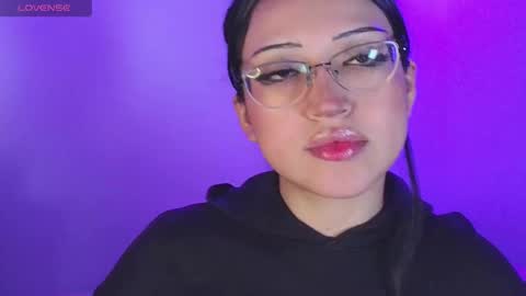   Please followme and rate me your thumbs up online show from November 19, 11:27 pm