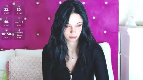 Snapshot of maddyspears chatting on October 5, 1:05 pm Maddy online show from October 5, 1:05 pm