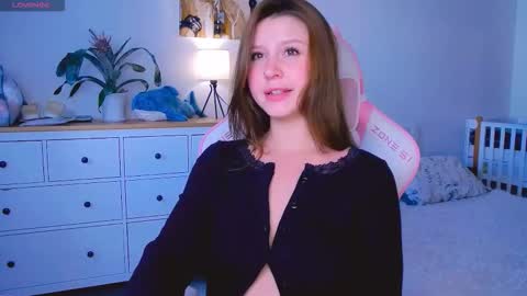 Snapshot of made_by_heaven chatting on September 28, 11:59 am Rada online show from September 28, 11:59 am