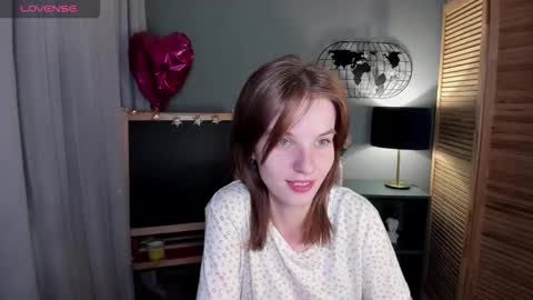 Snapshot of madelaines chatting on October 12, 10:39 am madelaines online show from October 12, 10:39 am