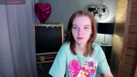 Snapshot of madelaines chatting on October 11, 9:14 am madelaines online show from October 11, 9:14 am
