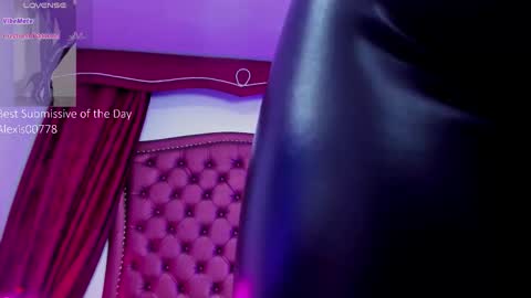Snapshot of madiissonlove chatting on October 5, 1:38 pm Maddison online show from October 5, 1:38 pm