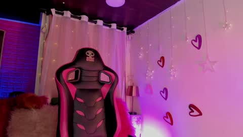 Madison   online show from March 11, 12:06 pm