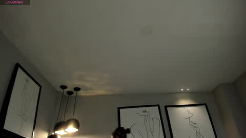 Maddi Collins online show from April 22, 10:56 am