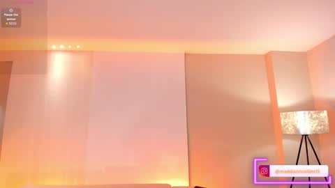 Maddi Collins online show from March 23, 12:22 pm