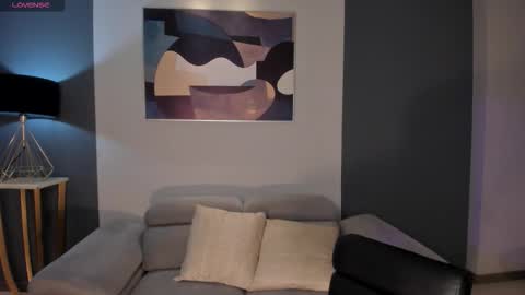 Maddi Collins online show from October 30, 7:59 pm