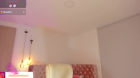 Madisson Davon online show from November 12, 8:51 pm