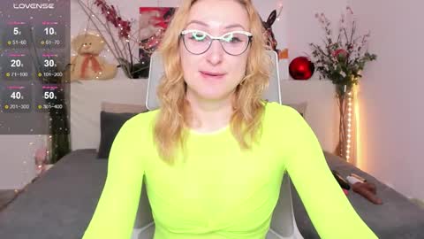 Madisson online show from November 17, 1:06 am